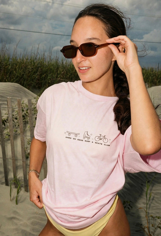 she rolls t-shirt