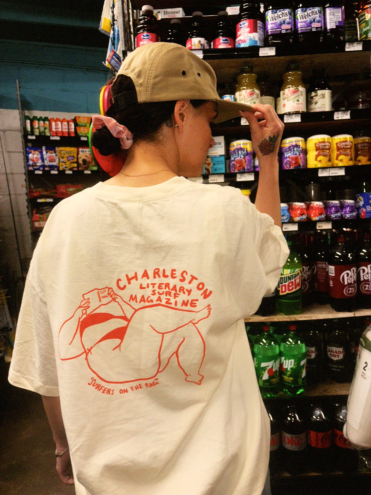 'CLIT surf mag issue II' graphic tee