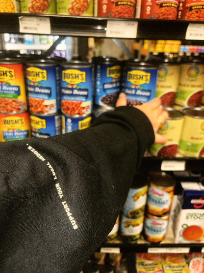 'sally' hoodie in black and sand (market)