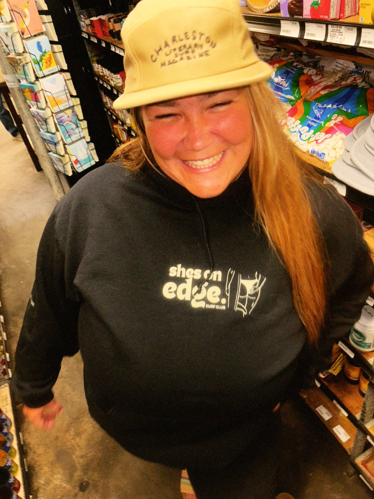 'sally' hoodie in black and sand (market)